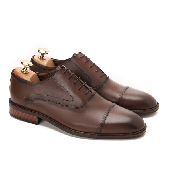 Caret Chester Cap