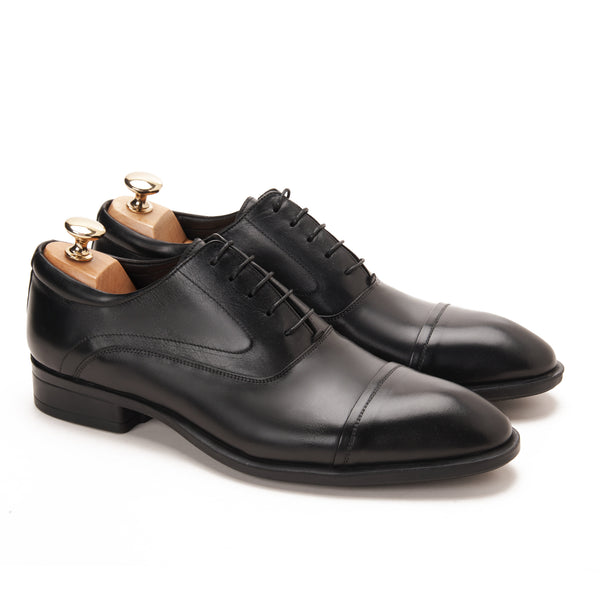 Simple Chester Cap Toe